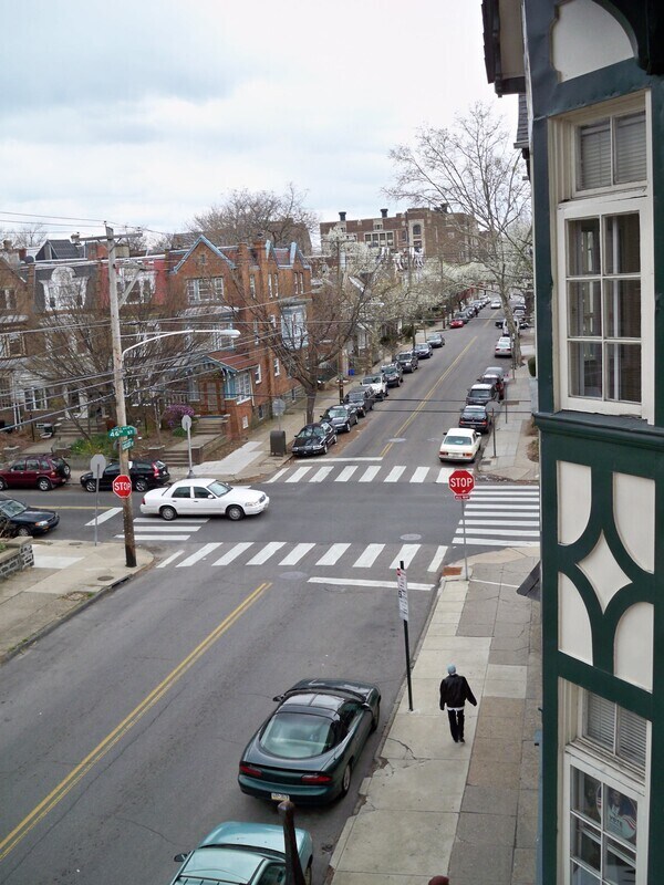 Building Photo - 4533 Locust St