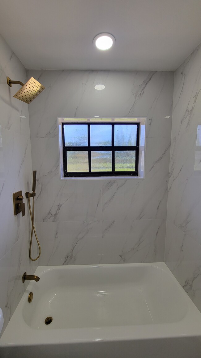 Building Photo - 9520 SW 188th Terrace