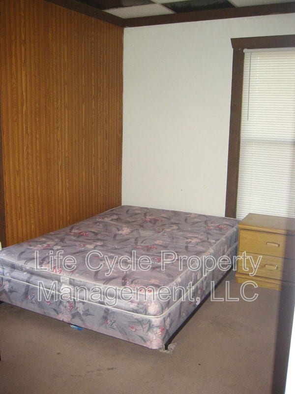 Building Photo - 18 Indiana Ave SW