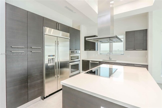 Building Photo - 8250 NW 33rd Terrace