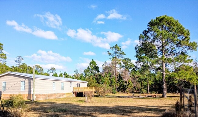 Building Photo - 299 Cayenne St