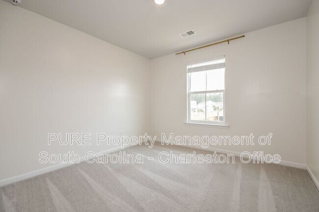 Building Photo - 104 Bay Eddy Ct