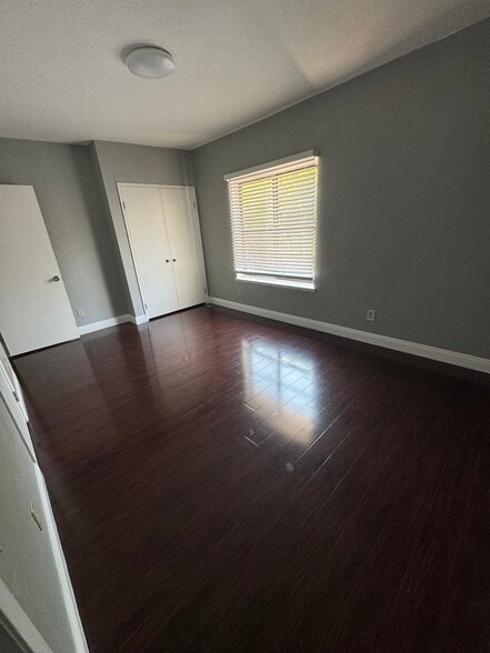 Bedroom 1 - 2206 N Broadway