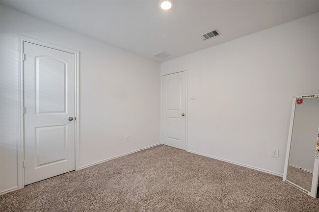 Building Photo - 24307 Oriole Summit Dr