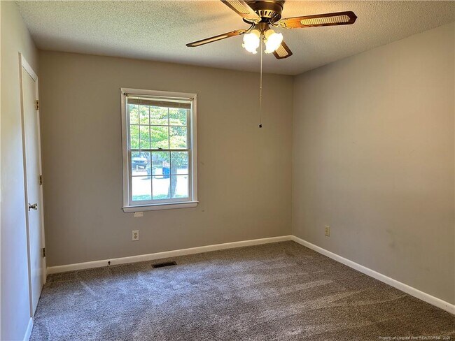 Building Photo - 2052 Windlock Dr