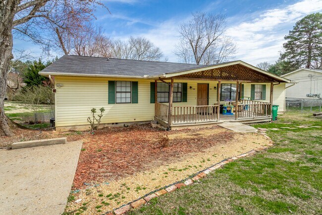 Building Photo - 420 Smitherman Rd