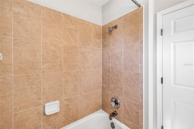 Building Photo - 31224 Crestmont Ct