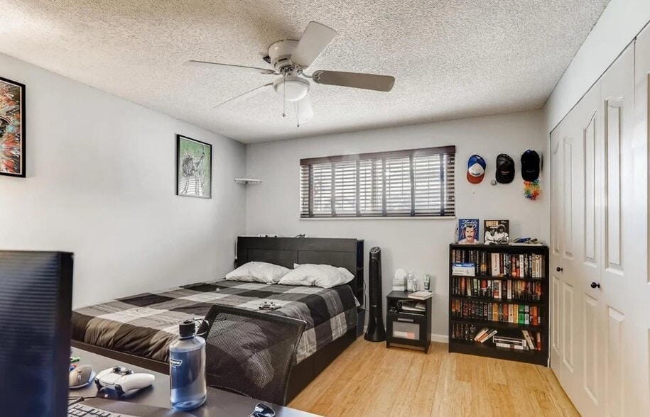 Building Photo - 1233 N Ogden St