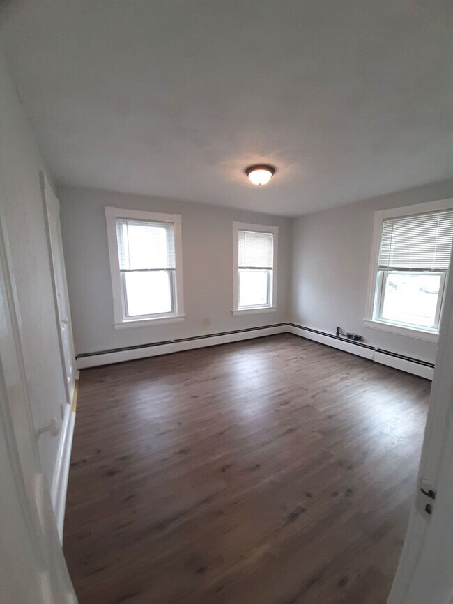 Building Photo - 7-9 Spring Street