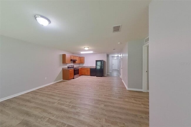 Building Photo - 2103 Roosevelt Ave