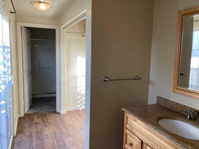 Building Photo - 495 Hamilton Ave