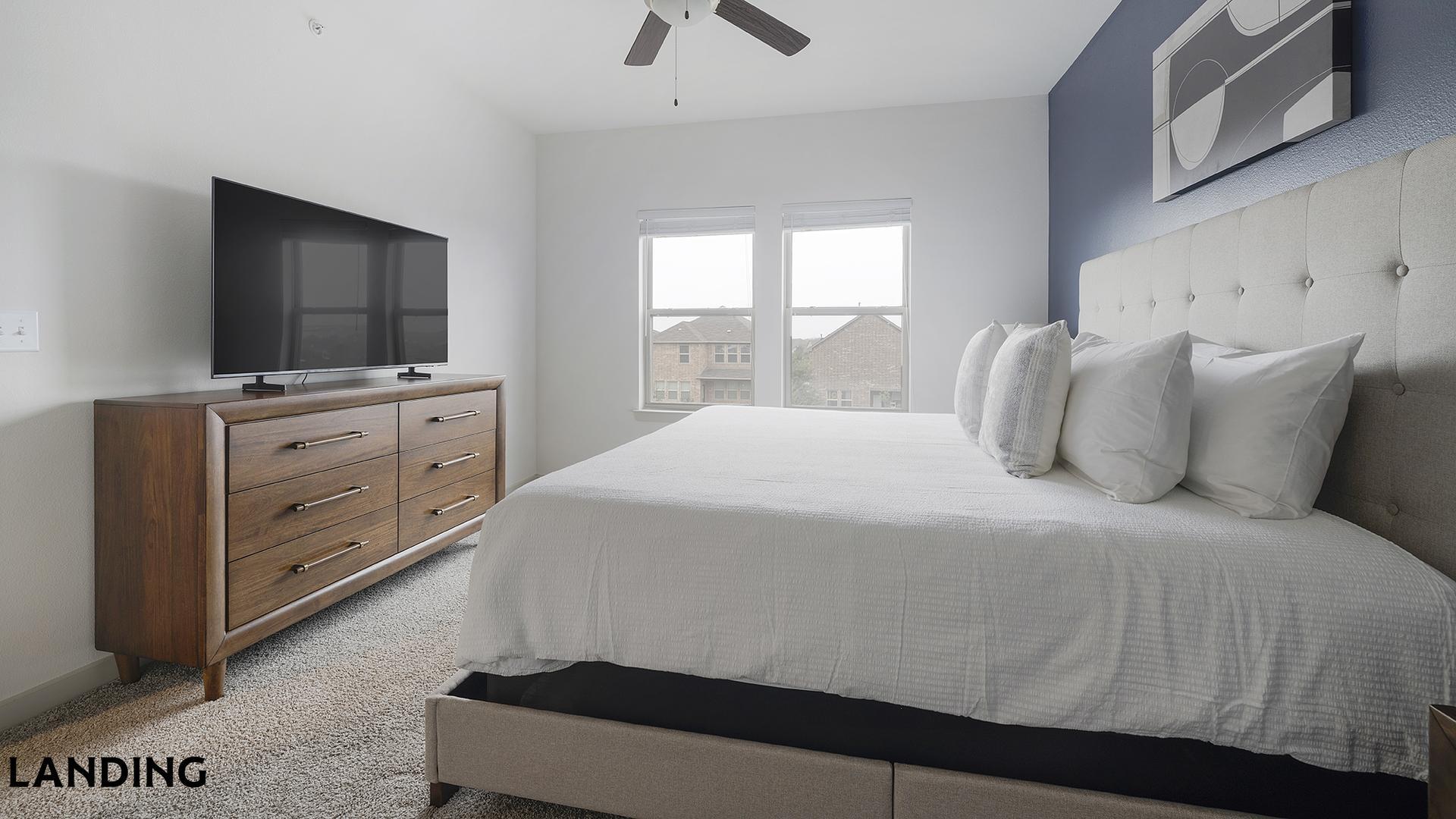 Building Photo - 2825 Main St