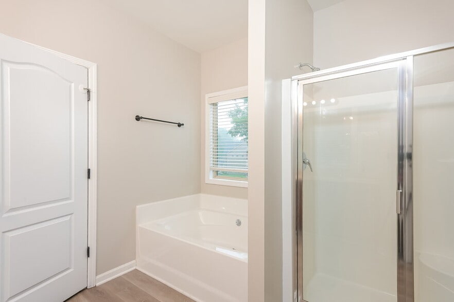 Building Photo - 3065 Hampton Bay Cove NE