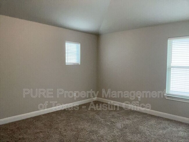 Building Photo - 308 Windom Way