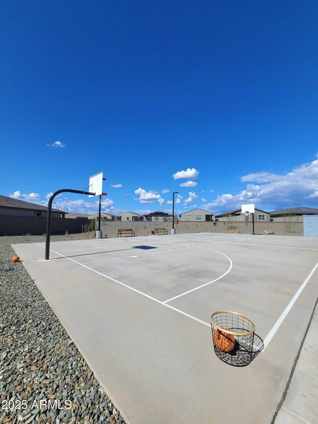 Building Photo - 16065 W Gray Fox Trl
