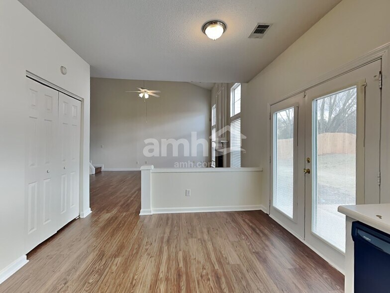 Building Photo - 117 Eagleston Ln