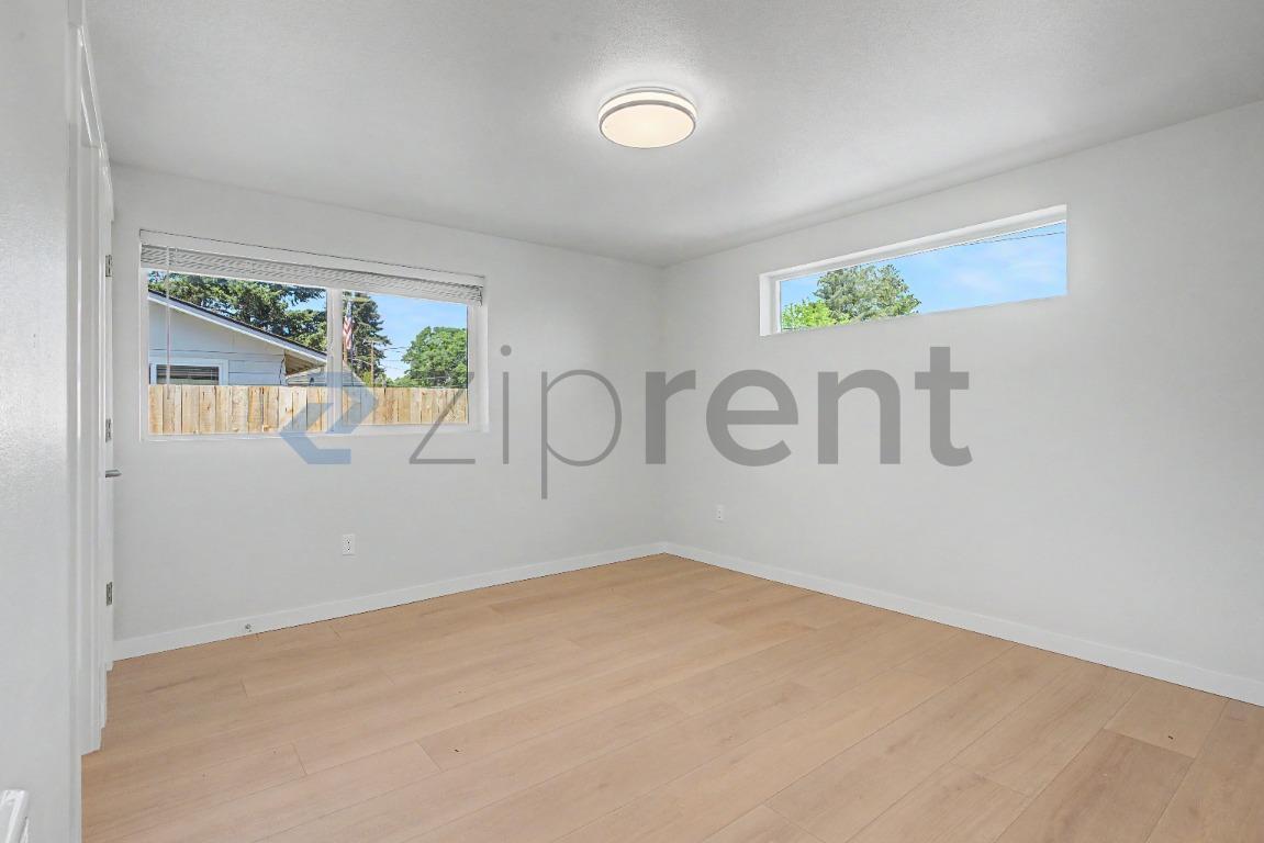 Building Photo - Unit 4327