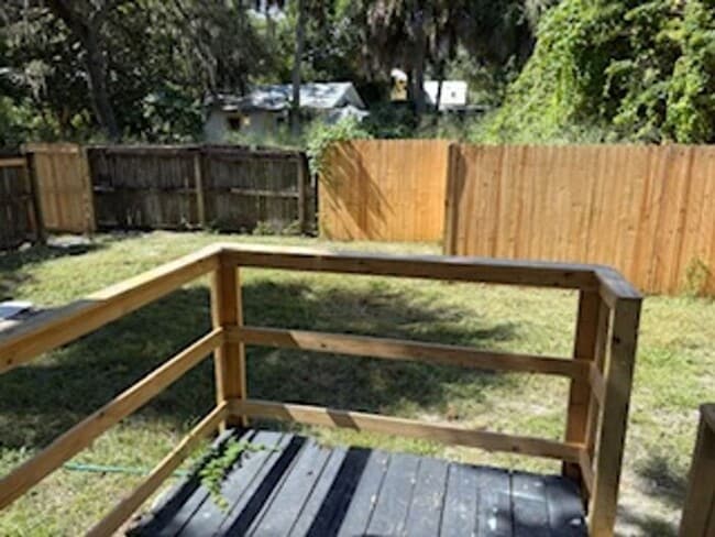 Building Photo - 3-Bedroom Home in Peaceful Malabar, FL