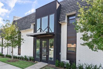 Building Photo - 3655 Old Shell Rd