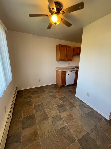 Building Photo - 4974 W 82nd Ct