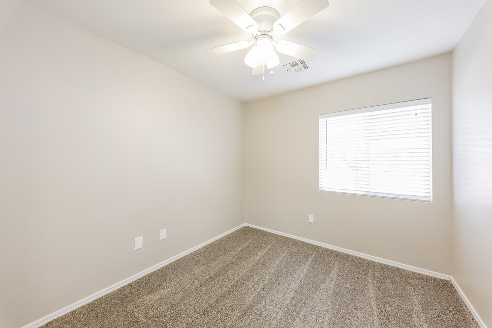 Building Photo - 427 N Payton