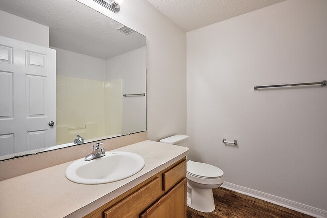 Building Photo - 532 Paulling Dr