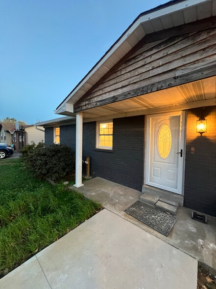 Primary Photo - 7517 Bayard Park Dr