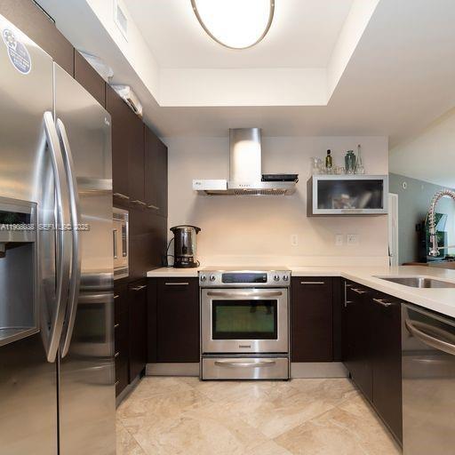 Building Photo - 200 Sunny Isles Blvd