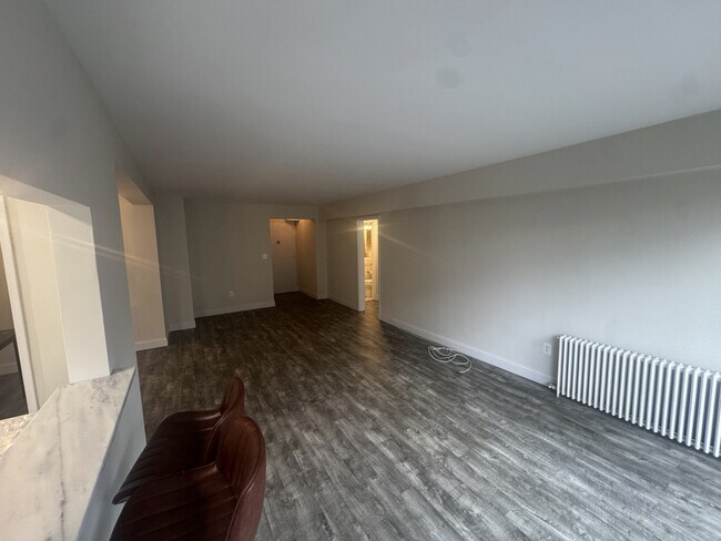 Building Photo - 3901 Tunlaw Rd NW