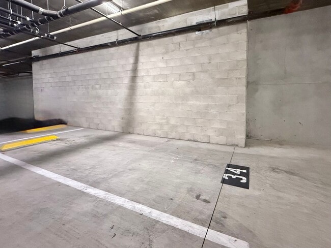 Building Photo - Stylish Coastal Living: Spacious 1BD with Huge Patio + Premium Amenities