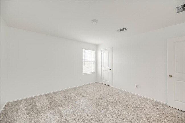 Building Photo - 13520 Knights Br Dr