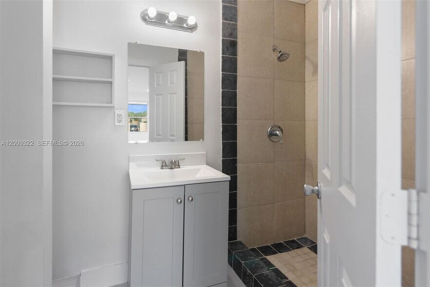 Building Photo - 1481 SW 49th Ave