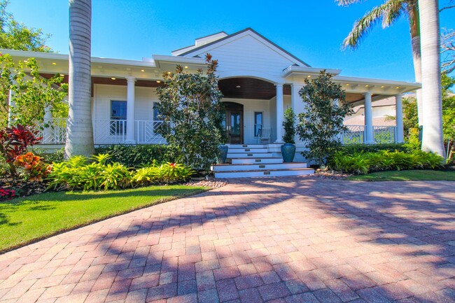 Primary Photo - **STUNNING POOL HOME**4BEDS / 4.5BATHS**AQ...