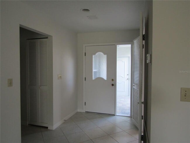 Building Photo - 3010 Ringwood Meadow