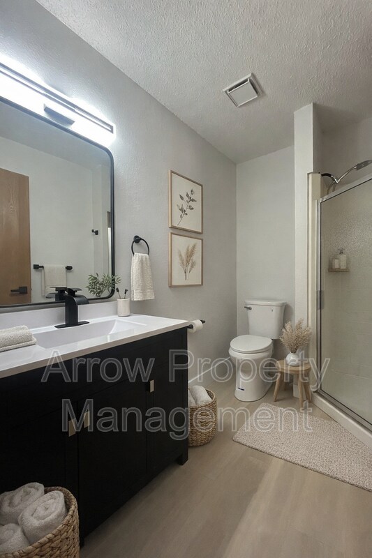 Building Photo - 2350 N 44th St