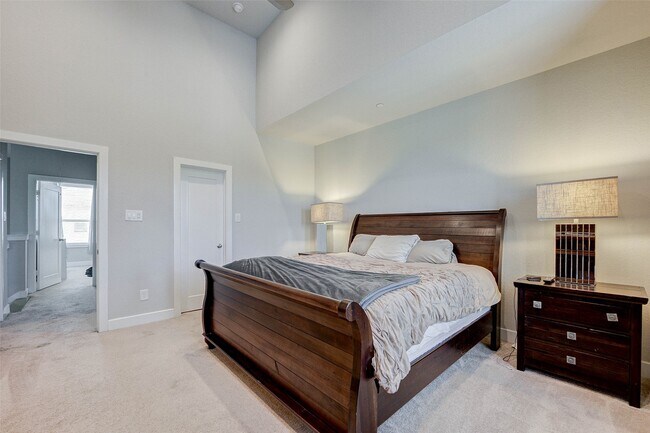 Building Photo - 18732 Centro Main St