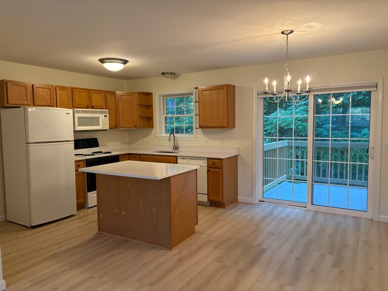 Kitchen - 1434 Ohio St