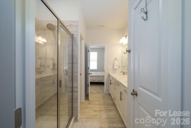 Building Photo - 6135 Snowy Egret Ave
