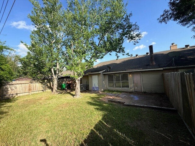 Building Photo - 2339 Autumn Springs Ln