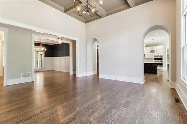 Building Photo - 211 Mount Vernon Hwy