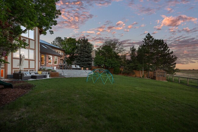 Building Photo - 2213 Grosvenor Ct