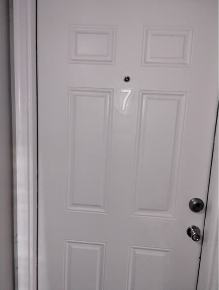 Building Photo - 4438 N 61st St