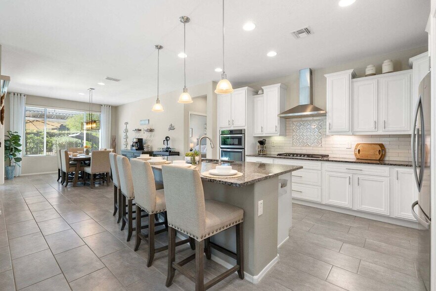 Building Photo - 26653 W Firehawk Dr