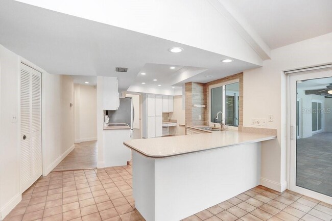 Building Photo - 13919 Wellesford Way