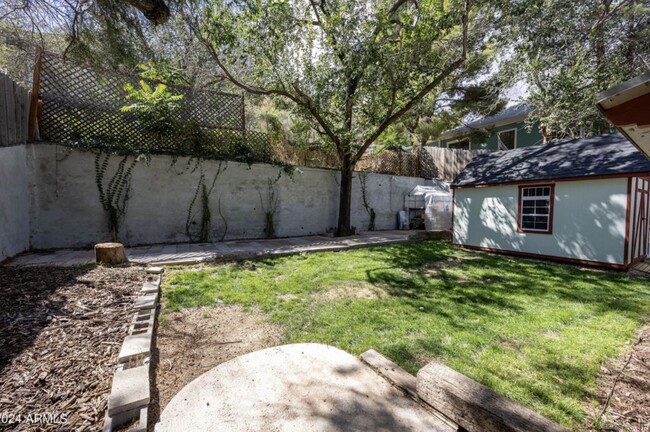 New shed - 508 Brophy Ave