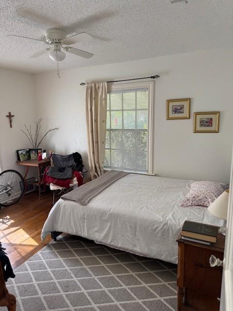 Building Photo - 1706 W 34th St