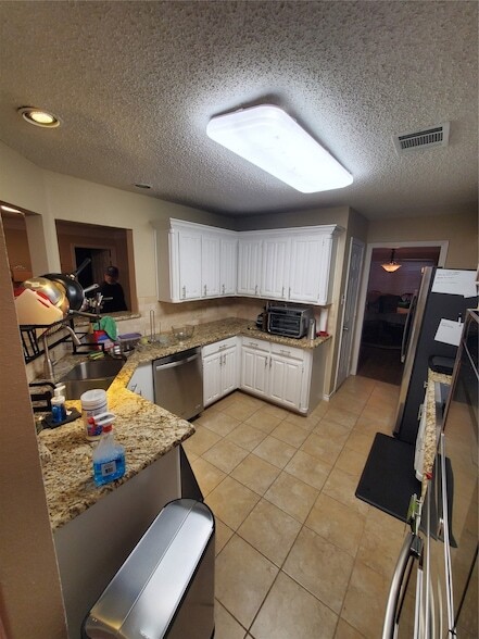 Building Photo - 4201 Murwick Dr