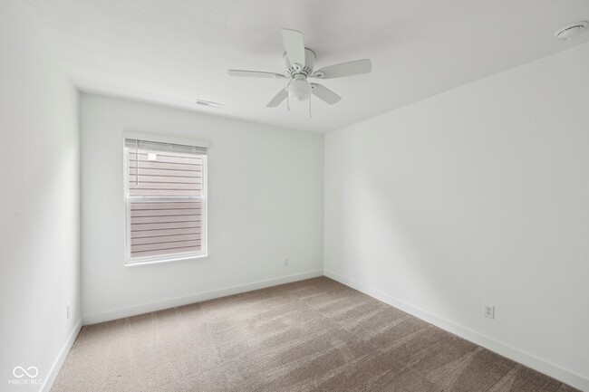 Building Photo - 17255 Gresham Ln