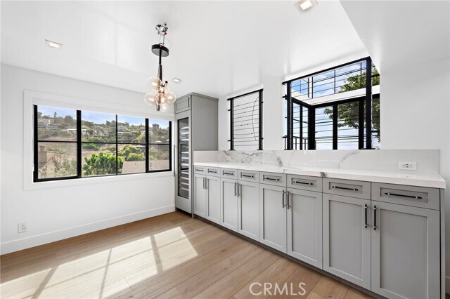 Building Photo - 980 Meadowlark Ln