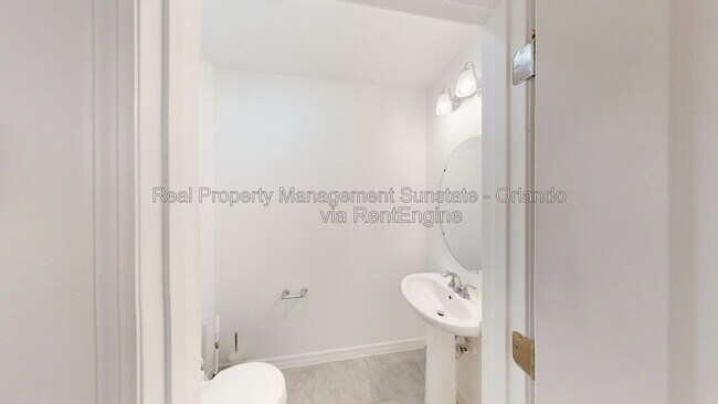 Building Photo - 648 Belgrove St
